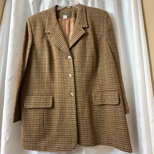 Jones Jean label. Elegant Tan Houndstooth Women's Blazer